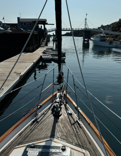 sail the gift boat at dock